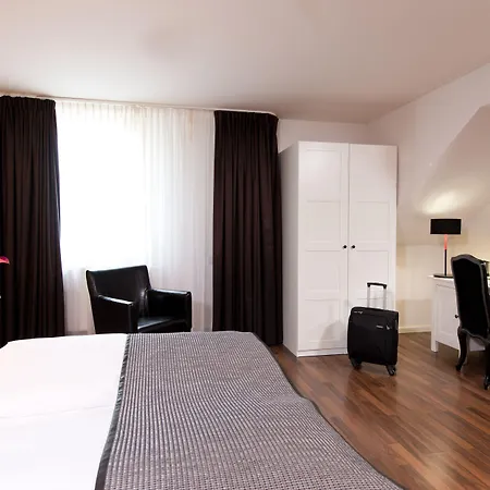 Mannheimer Hof - Leonardo Limited Edition Hotel 4*